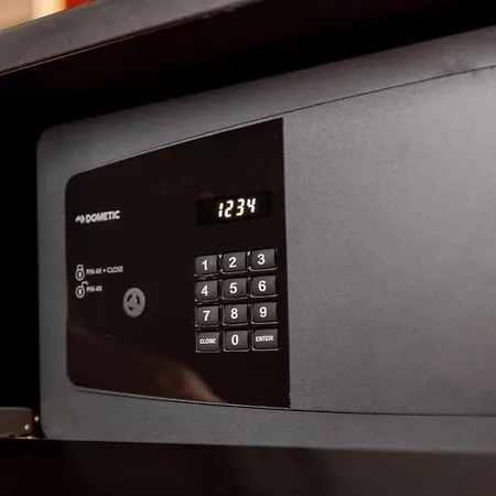 アパート Teatro 1 *